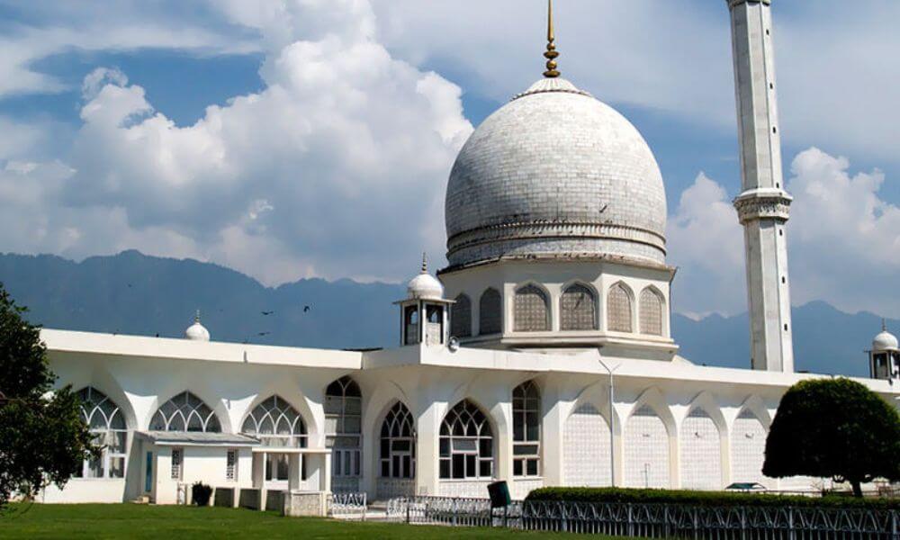 Hazratbal Shrine