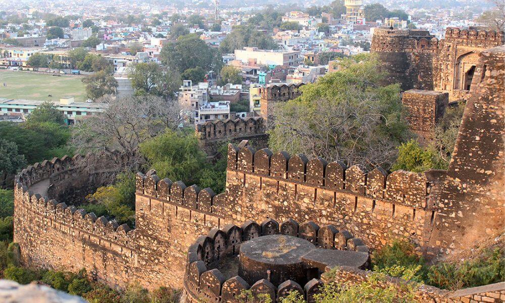 About Jhansi Fort