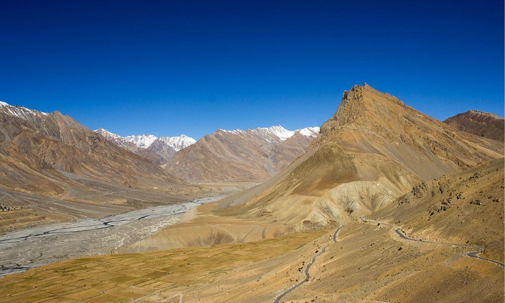 About Kunzum Pass