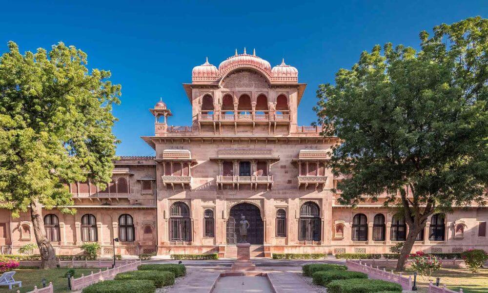 About Lalgarh Palace And Museum