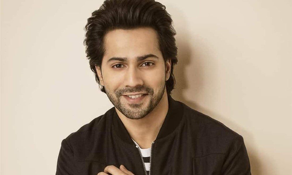 Varun Dhawan Stops Bhediya Event To Help Female Fan