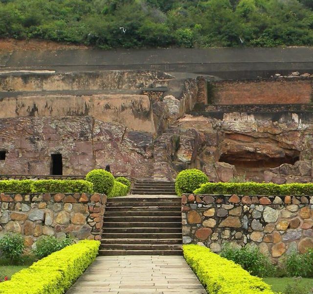 8 Best Tourist Attractions In Nalanda, Bihar