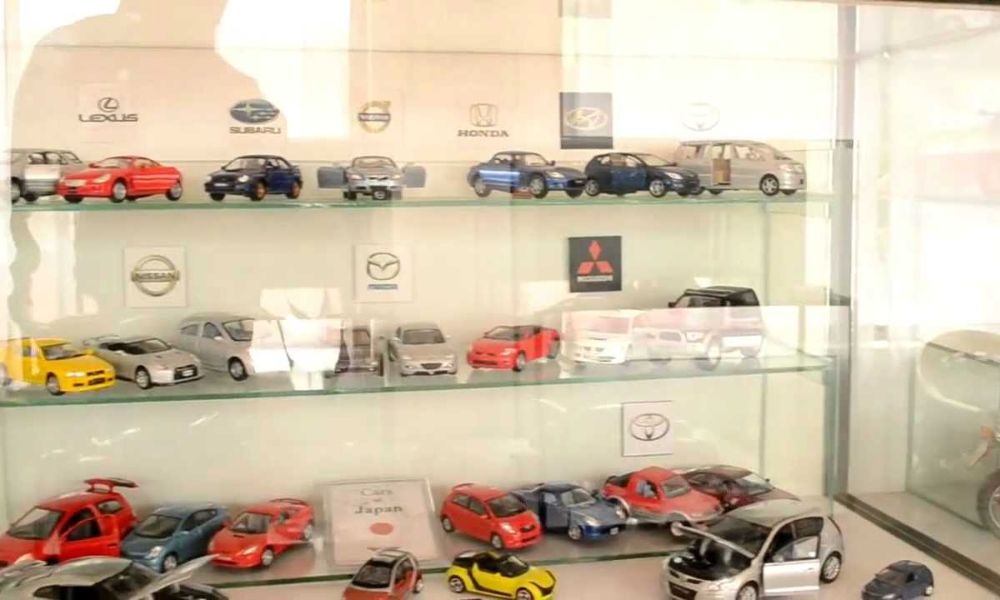 Mini Car Museum