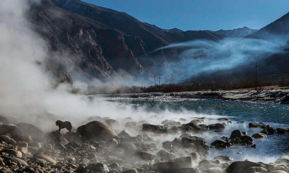 About Reshi Hot Spring