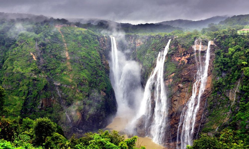 Satdhara Falls