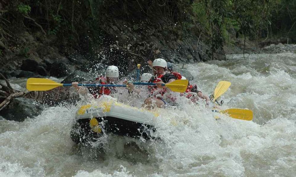 Water Rafting On The River Teesta And Rangeet