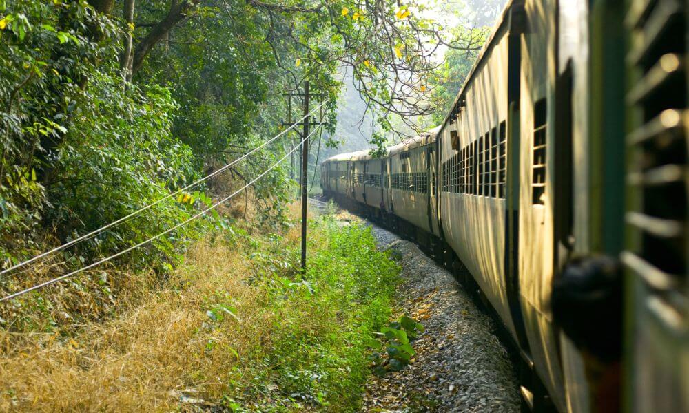 IRCTC Starts A Special Tourist Train For Jyotirlinga Yatra