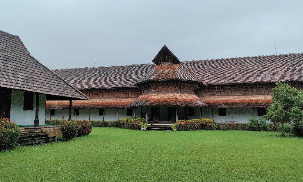 Kuthiramalika (Puthenmalika) Palace Museum