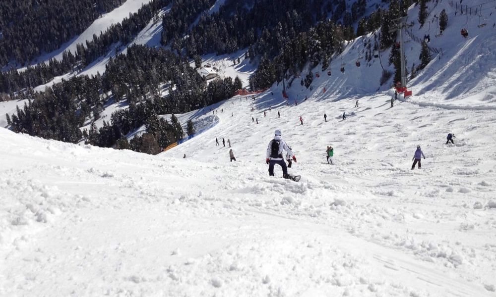 Skiing in Munsiyari