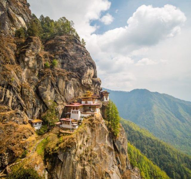 Places to visit in Paro