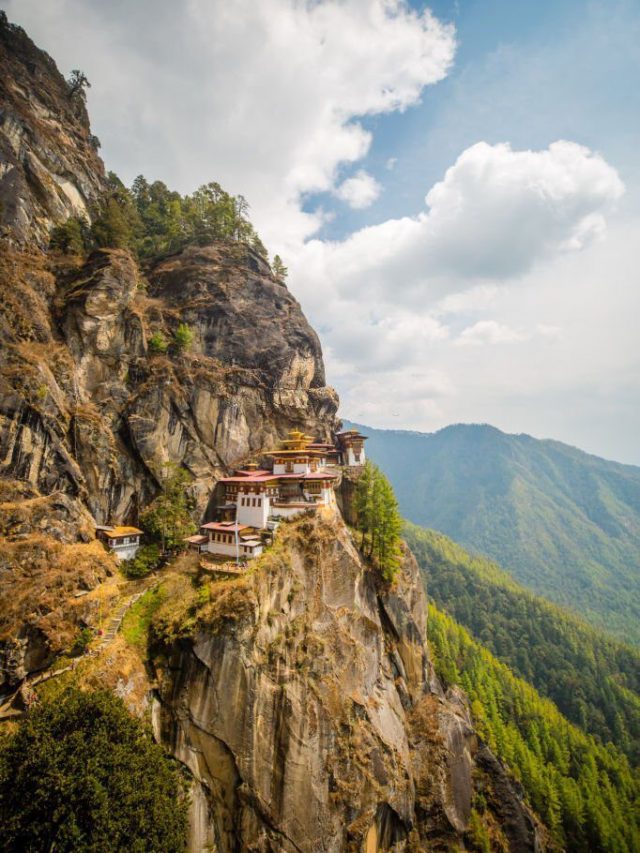 Explore Paro: A Valley Rich In Sacred Sites And Ancient Temples!