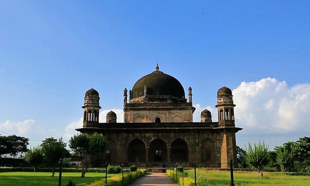 Black Taj / Tomb of Shah Nawaz Khan