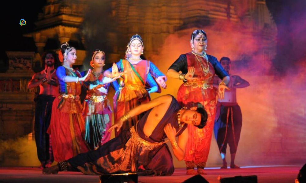 Khajuraho, Watch Khajuraho Dance Festival