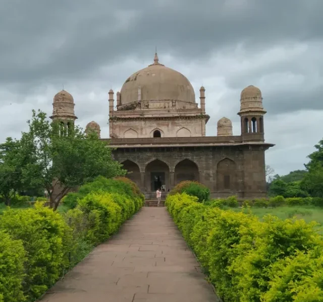 Best Tourist Places In Burhanpur: The Historic City In Madhya Pradesh!