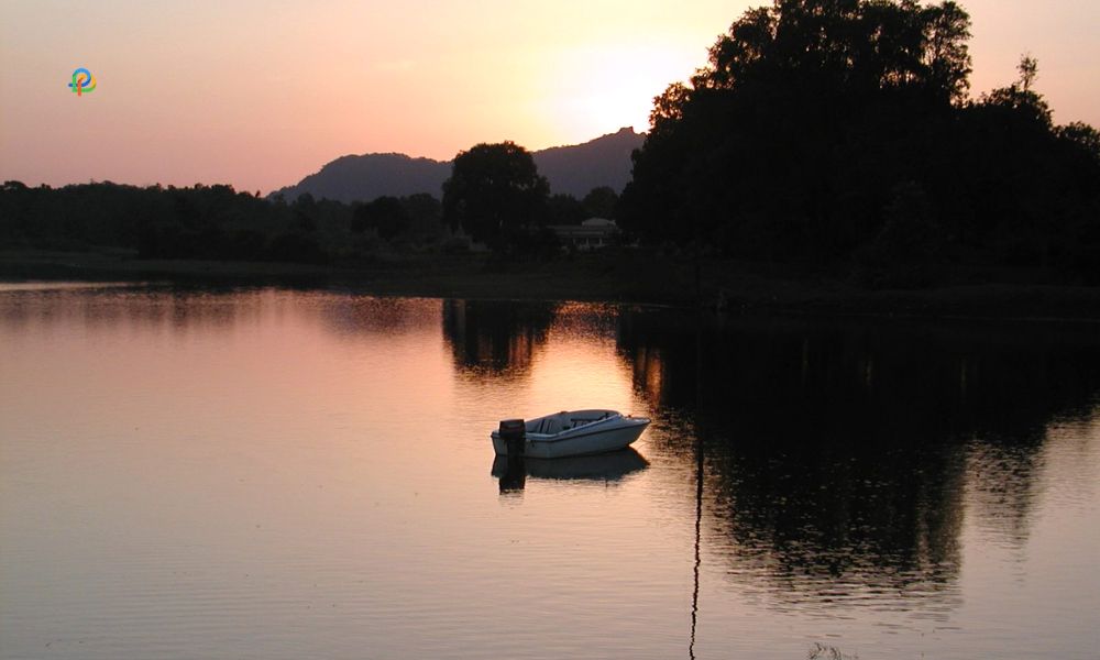 Panchmarhi Lake