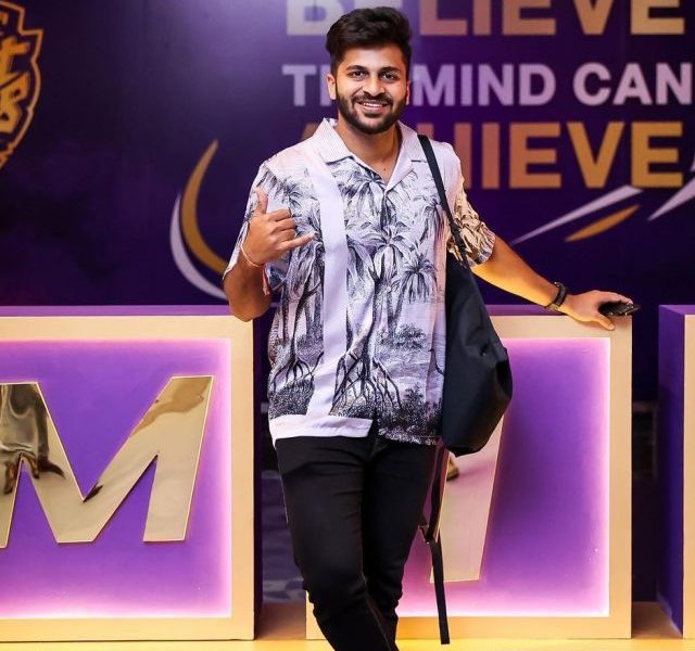 Meet Shardul Thakur: Fast Bowler of Kolkata Knight Riders!