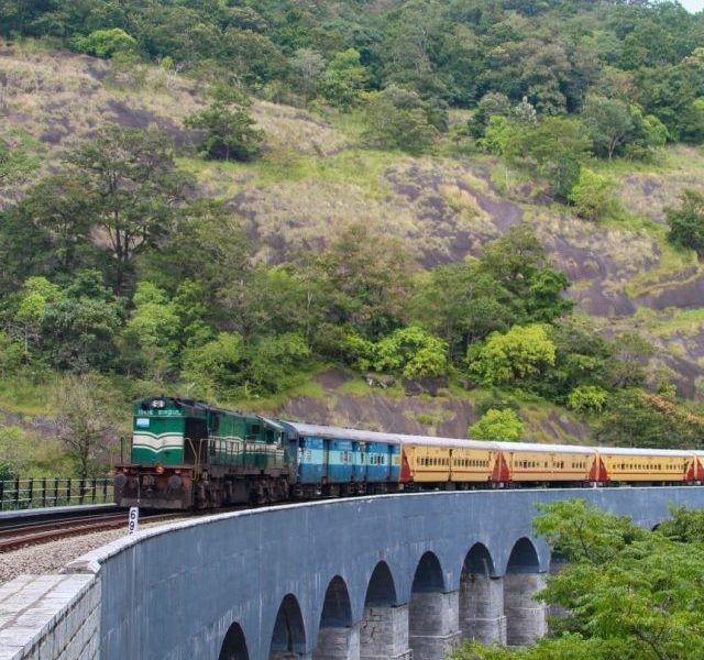 10 Best Train Journeys In India You Must Experience!