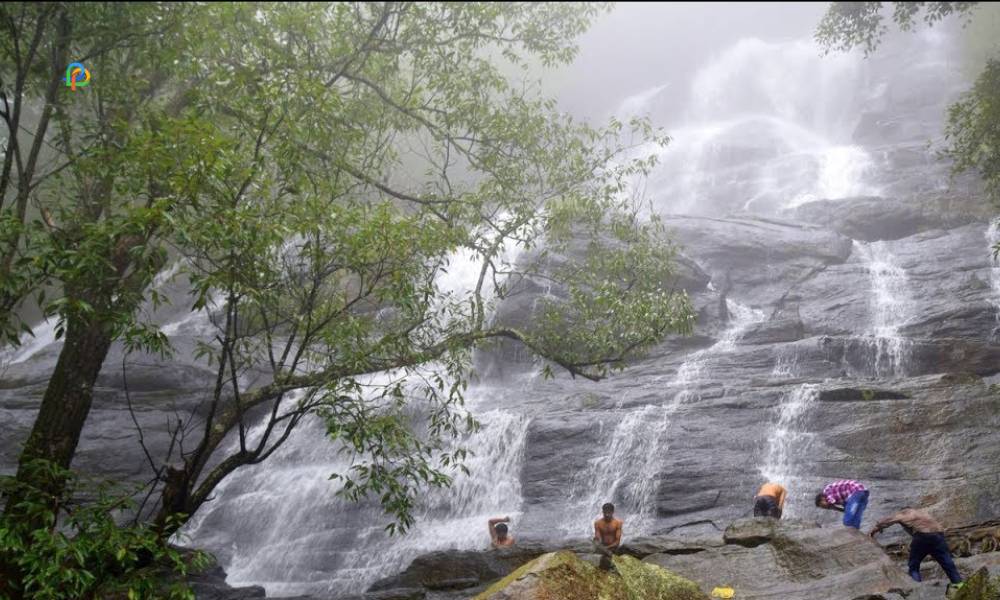 Kiliyur Falls 