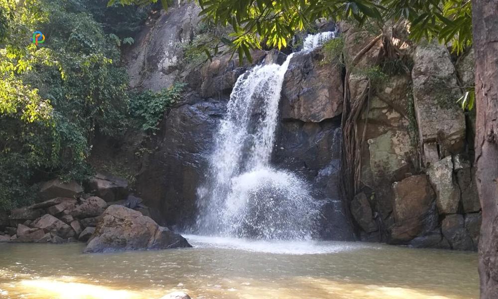 Midubanda Waterfall 