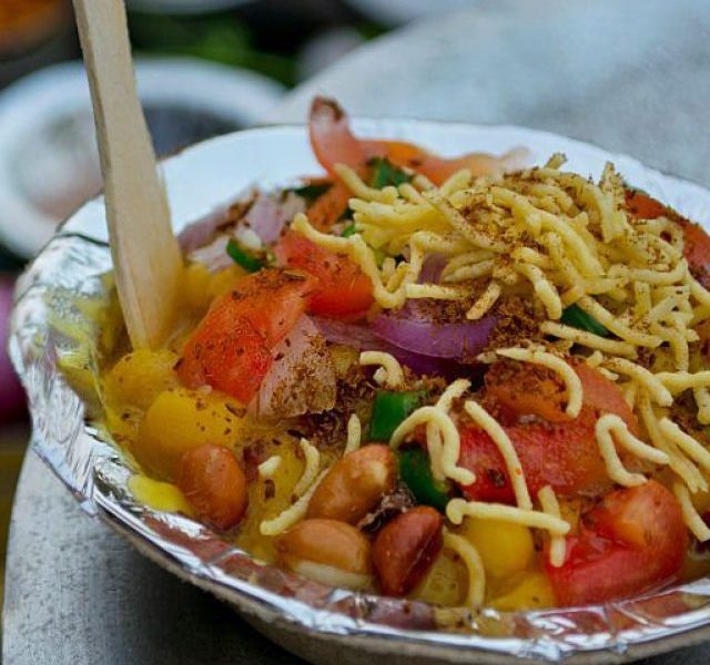 Best Street Food Spots In Mumbai