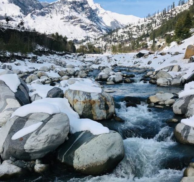 Hill stations with snowfall